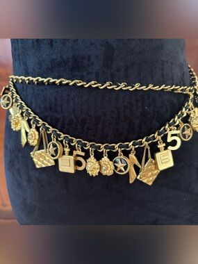 CHANEL Gold and Black Chain Charm Belt
